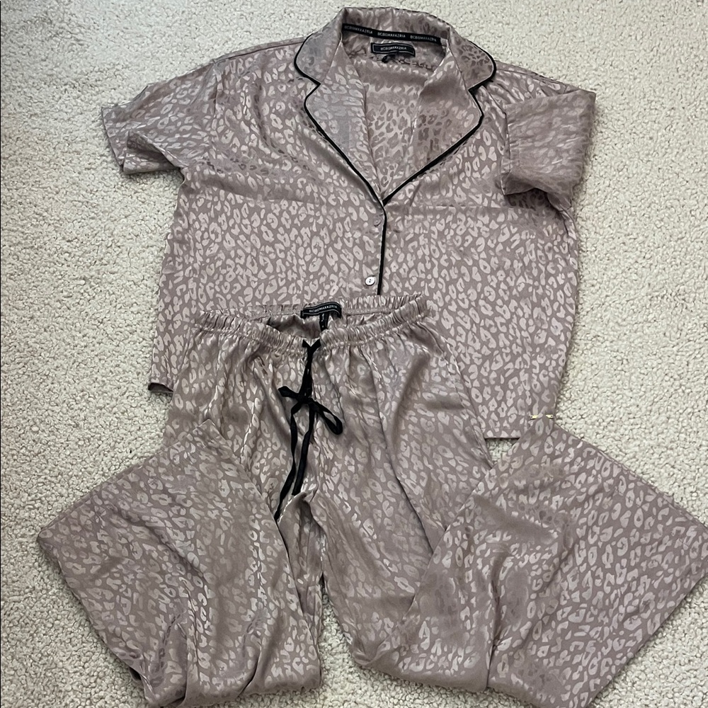 BCBGMaxAzria Lepard  Print Pajama Set Sz S